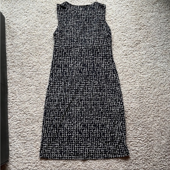 Ann Taylor XS petite business dress black and white - Picture 2 of 3